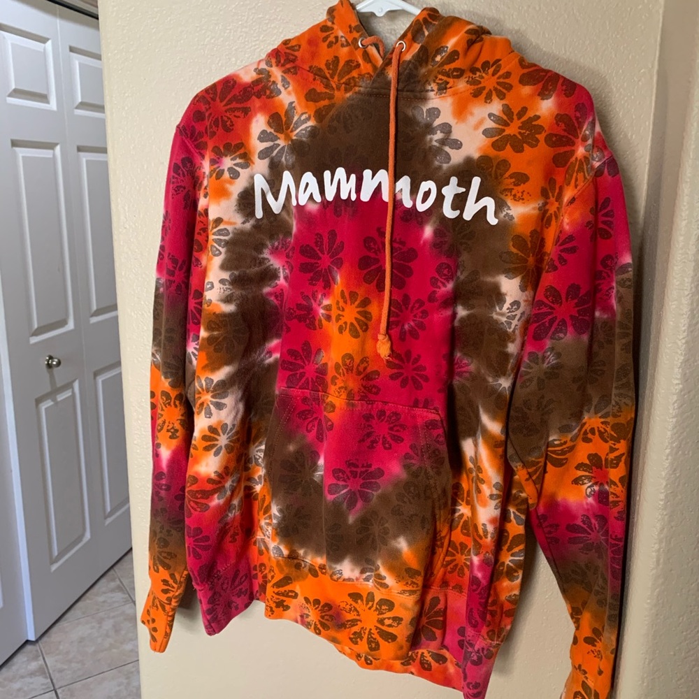 Mammoth tie-dyed hoodie